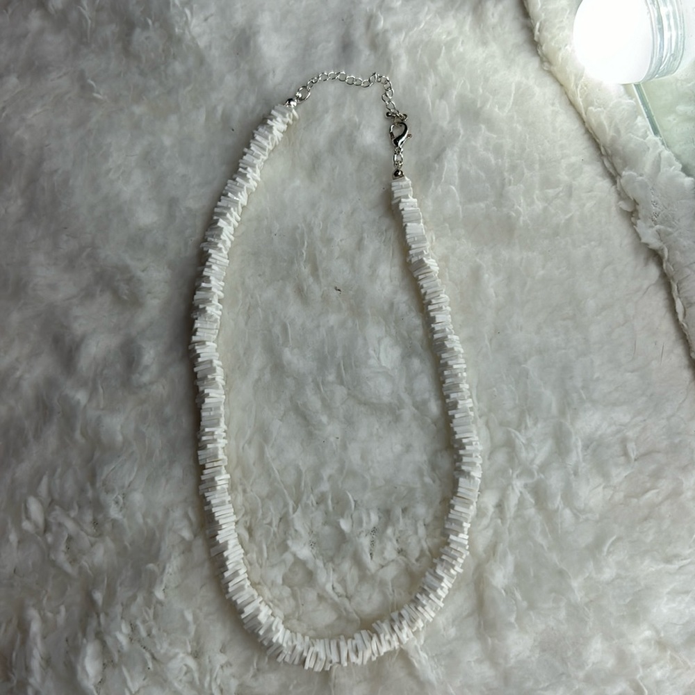 White necklace